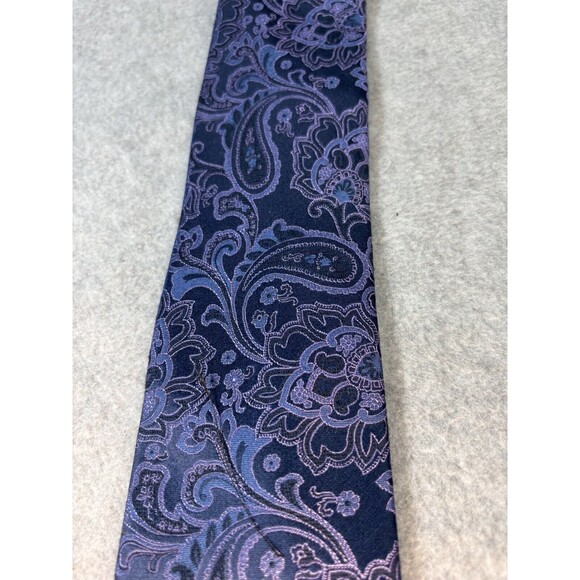 Michael Kors Tie Silk Purple Blue Paisley L:61” W:3” Men's Neck Tie - Picture 4 of 10
